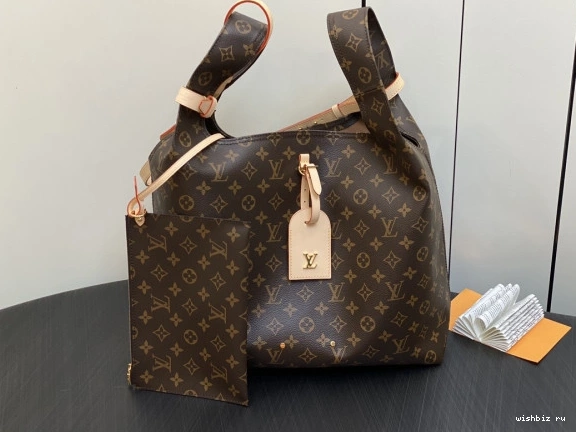 WIS VUITTON Atlantis LOUIS GM 0204